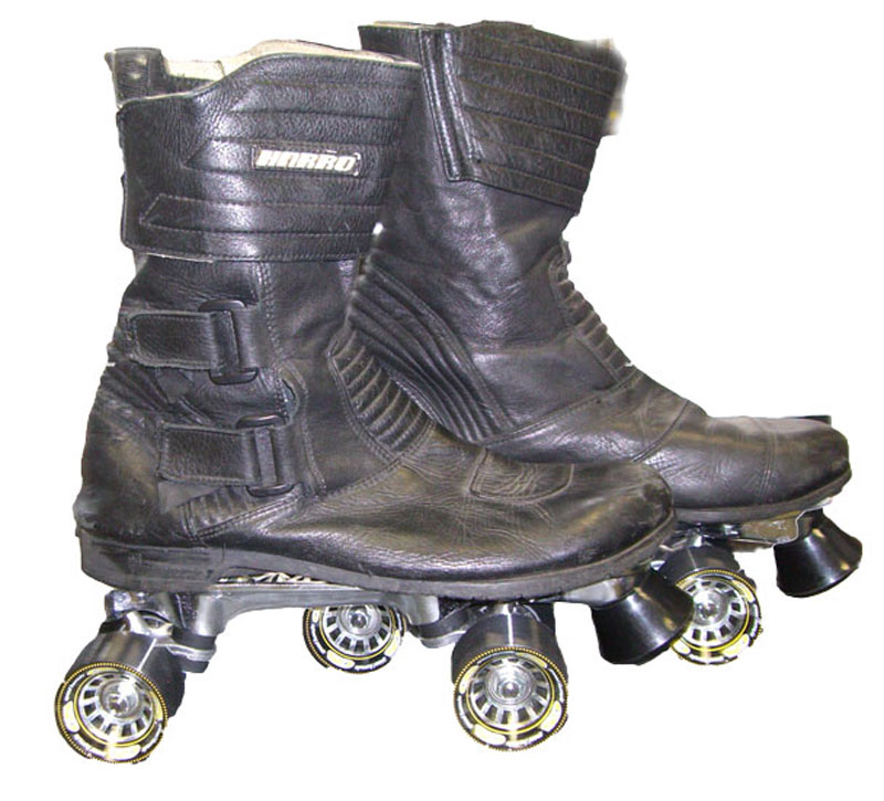 バイクシューズにローラースケート
